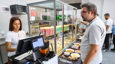 Antalya Büyükşehir Belediyesi’nin ikinci Kent Lokantası hizmete girdi