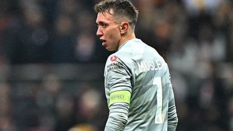 Muslera kaldığı yerden devam ediyor