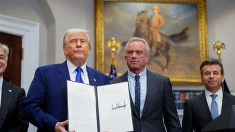 Baisser le prix des médicaments, l’annonce très politique de Trump