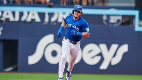 Blue Jays pull away late to top Yankees 11-9