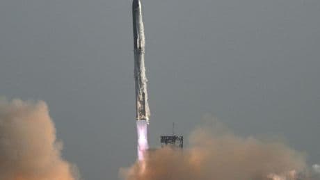Neunter Testflug von SpaceX-Riesenrakete gestartet