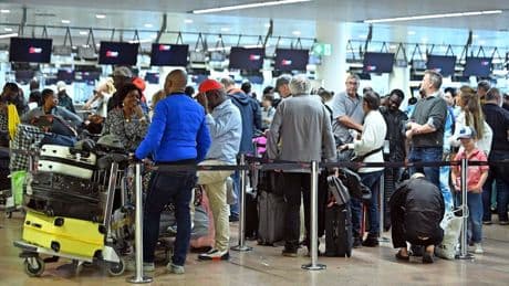Passagier vliegtuig uit Portugal deed bommelding, geen bom