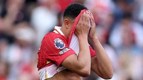 Liverpool: Andy Robertson reveals Trent Alexander-Arnold conversation after 'not nice' boos from fans