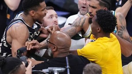NBA: Giannis Antetokounmpo nach Playoff-Duell von Gegenspieler-Vater verhöhnt
