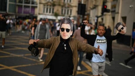 Oasis inundan Cardiff, la capital de ‘Wonderwales’