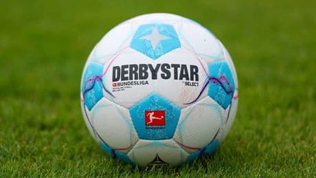 Fehlende Entwicklung! Spieler-Kritik!  - Top-Trainer vor Bundesliga-Aus