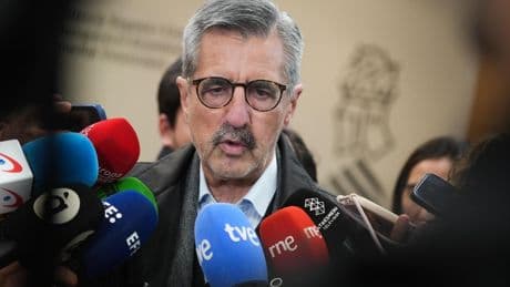 La Diputación exige al comisionado del Gobierno "que devuelva lo que ha cobrado" gracias a su "titulación falsa"