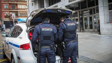 Condenado a 6 años de prisión por violar a una mujer inconsciente en Bilbao y difundir después fotos íntimas