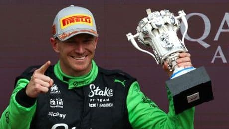 Formel 1: Nico Hülkenberg fährt für Sauber auf Platz drei, er bekommt einen Lego-Pokal