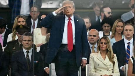 Proteste in den USA: Militärparade startet begleitet von Protesten