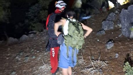 Doğa fotoğrafı çekmek için çıktıkları Alanya Kalesi'nde mahsur kaldılar