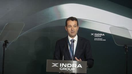 La España pacifista quiere crear un campeón nacional en defensa