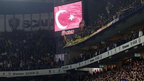 Fenerbahçe stadındaki scoreboardlar yenileniyor!