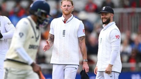 Former Australia wicketkeeper takes swipe at Ben Stokes and England over handshake offer