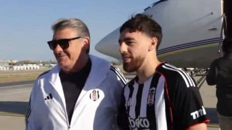 Siyah beyazlılar yeni transferine kavuştu: Orkun Kökçü, Beşiktaş için İstanbul'a geldi
