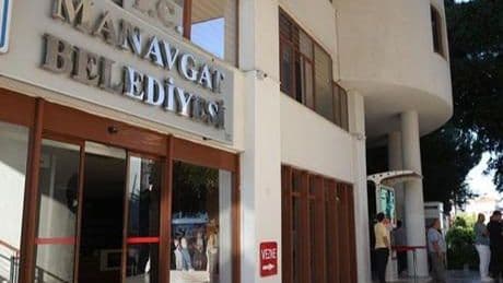 Manavgat Belediyesine rüşvet operasyonu! Eski imar müdürü tutuklandı