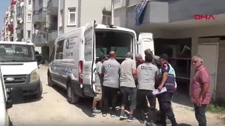 Evinin banyosunda ölü bulundu