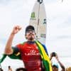 Surf : le Brésilien Yago Dora et l'Australienne Molly Picklum sacrés champion du monde