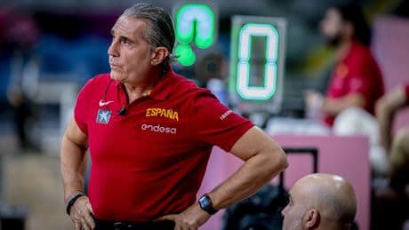 La España funambulista, la "manta" de Antetokounmpo y la sombra del último partido de Scariolo: "A las tres somos todos georgianos, por si acaso"