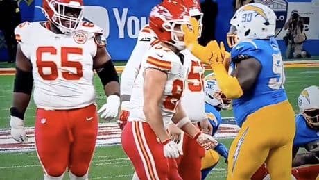 Chargers lineman Teair Tart trolls Travis Kelce after smacking Chiefs star in shocking scene