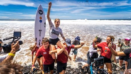 El surf español derriba otra barrera: Janire González-Etxabarri se proclama campeona del mundo en El Salvador a los 20 años