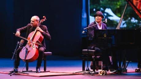 La sonate franco-cubaine de Roberto Fonseca et Vincent Ségal aux Nuits de Fourvière