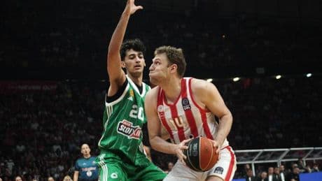 En Grèce, la “farce” d’un basket devenu une “téléréalité” violente