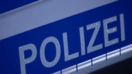 Unfall: Pedelec-Fahrer nach Sturz in kritischem Zustand