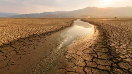 Siccità o colpa delle reti colabrodo? Ecco perché l’Italia soffre la crisi idrica