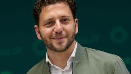 ARD-Sommerinterview mit Felix Banaszak: Protestaktion angekündigt