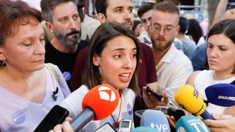 Irene Montero afirma que la comida que el Gobierno lanzó en Gaza estaba en &quot;mal estado&quot;