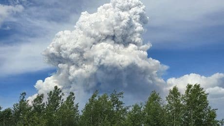 Saskatchewan wildfires: Muskeg fire reaches the outskirts of Beauval