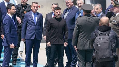 Zelenskiy Ankara'da: Rusya heyetine "Sahte bir düzeyde" dedi