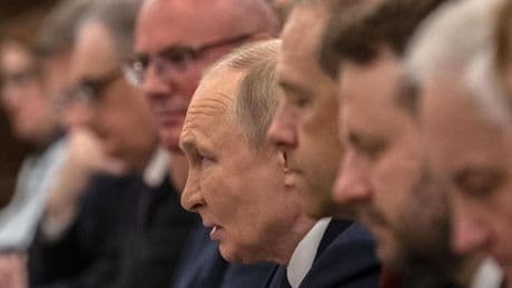Putin, sobre una posible reunión con Zelenski: "Si está preparado, que venga a Moscú"
