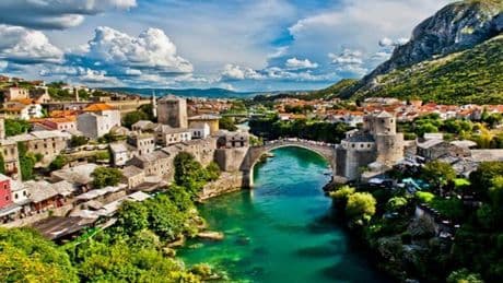 Bosna-Hersek’e Gitmeden Önce Bilmeniz Gerekenler: Bosna-Hersek Nerededir? Vize Süreci, Resmî Tatil ve Bayramları