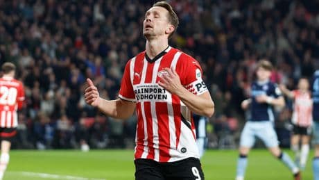 Mercato : le FC Porto annonce la signature de Luuk de Jong