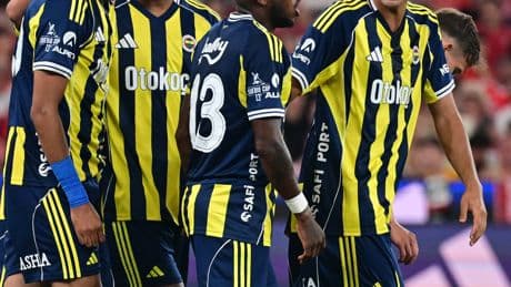 F.Bahçe Hollanda'da avantaj peşinde