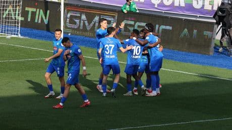 Rizespor sezonu 5 gollü galibiyetle bitirdi