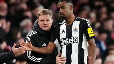 Newcastle threatening to hijack Liverpool transfer amid ongoing Alexander Isak talks