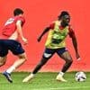 Stade Brestois. « Il n’a pas perdu sa tonicité » : Eric Roy annonce quand Bradley Locko sera apte