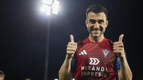 Sergio Postigo:"¿Obligación del Mirandés por subir? Ninguna"