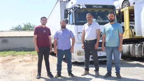 Ekmek parası için çıktıkları 14 günlük yolda TIR'larını Çin mafyasına kaptırdılar
