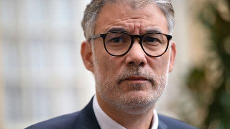 Olivier Faure refuse de dire si le PS censurerait un Premier ministre du camp présidentiel