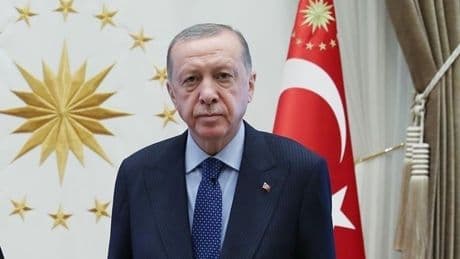 Cumhurbaşkanı Erdoğan, orman yangınında şehit olan kahramanların ailelerine başsağlığı diledi