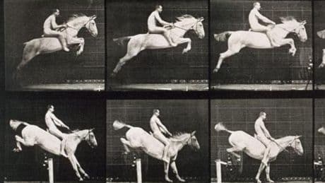 El salto de los caballos de Muybridge:  una exposición del pionero de la fotografía, el arte y la ciencia