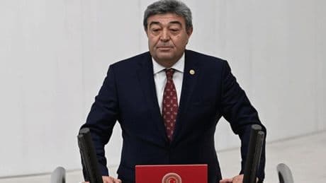 AK Partili milletvekili Dursun Ataş kaza geçirdi