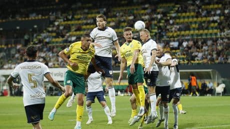 Fortuna Sittard geeft in Eredivisie-opener zege uit handen tegen tiental van Go Ahead Eagles
