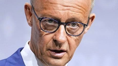 Friedrich Merz in historisch besluit weggestemd: wie is deze beoogde bondskanselier van Duitsland?