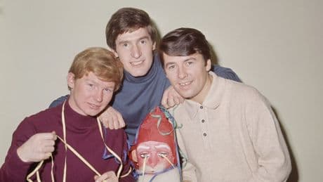 Fans outraged as legendary band The Searchers’ final ever show at Glastonbury is snubbed by BBC