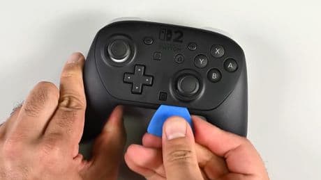 iFixit: the Switch 2 Pro is a &#8216;piss-poor excuse for a controller&#8217;